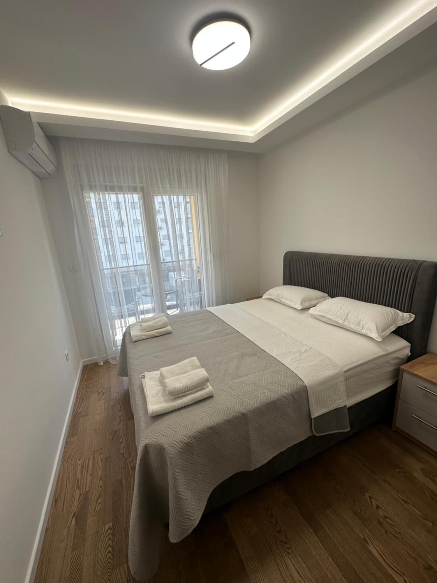 Luxury Apartments D&B Подгорица Екстериор снимка