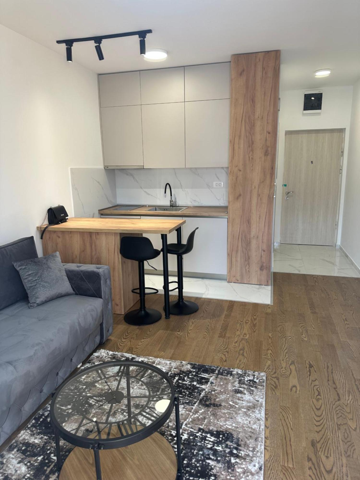 Luxury Apartments D&B Подгорица Екстериор снимка
