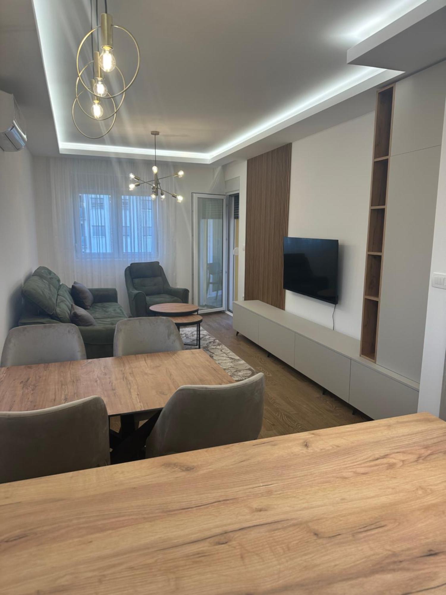 Luxury Apartments D&B Подгорица Екстериор снимка
